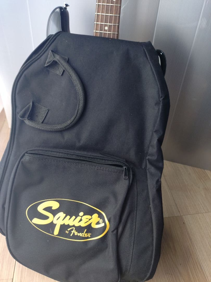 Squier　Bullet Stratocaster　ブラック　ソフトケース付