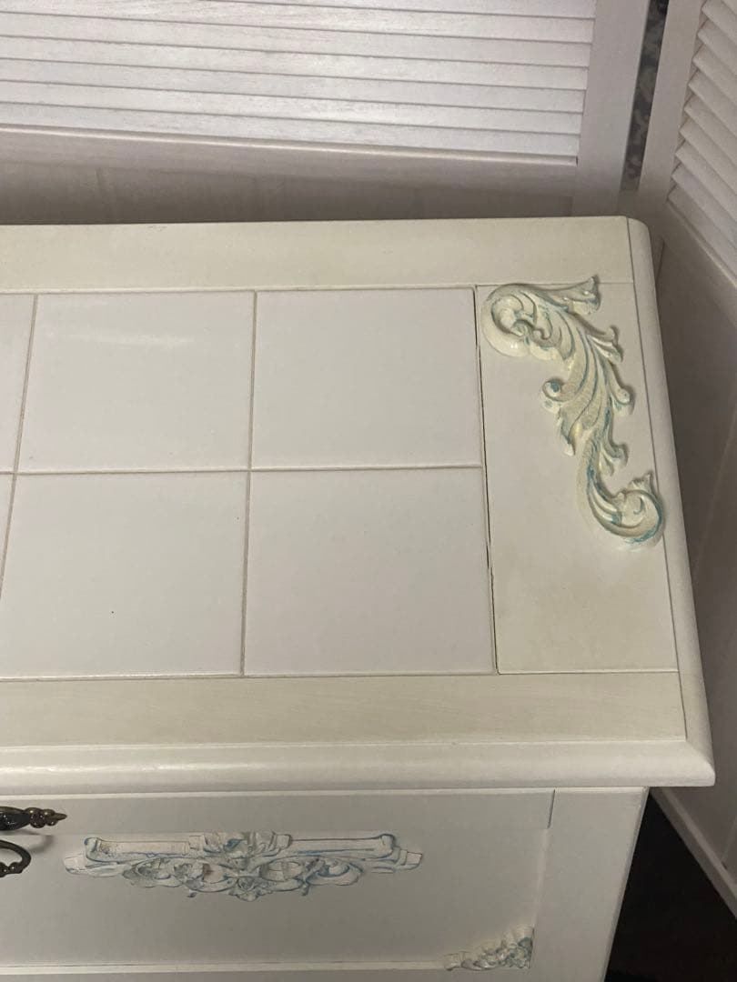 ロココ♦️便利な ライディングデスク タイル天板♦️アンティーク調 キッチンワゴン