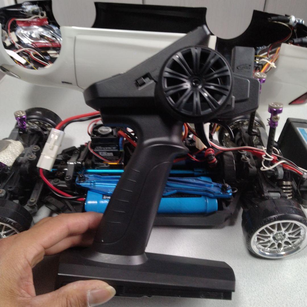 ラジコン覆面パトカークラウンアスリートホワイト