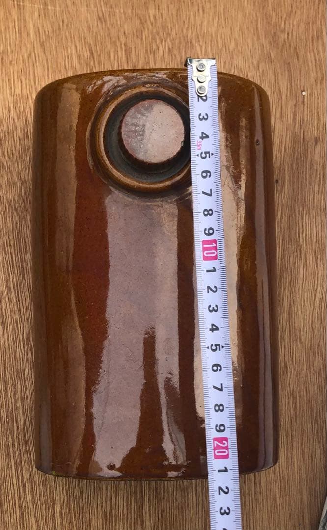古い　陶器の湯たんぽ
