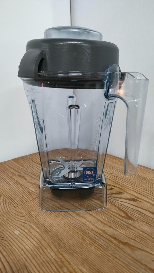 【未使用に近い】Vitamix E310 レッド　保証書あり　1668