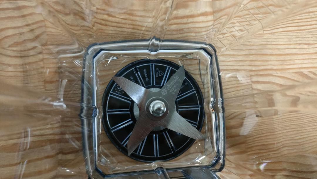 【未使用に近い】Vitamix E310 レッド　保証書あり　1668