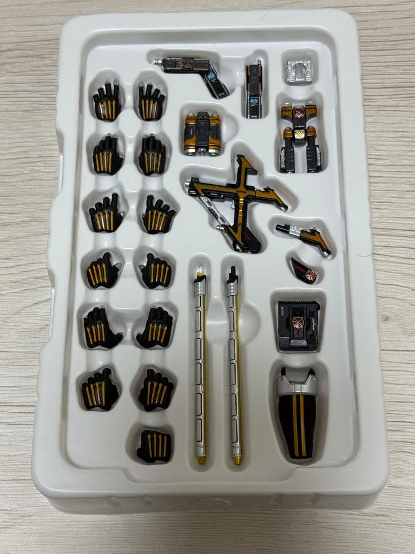 s.h.figuarts 真骨彫 仮面ライダーカイザ