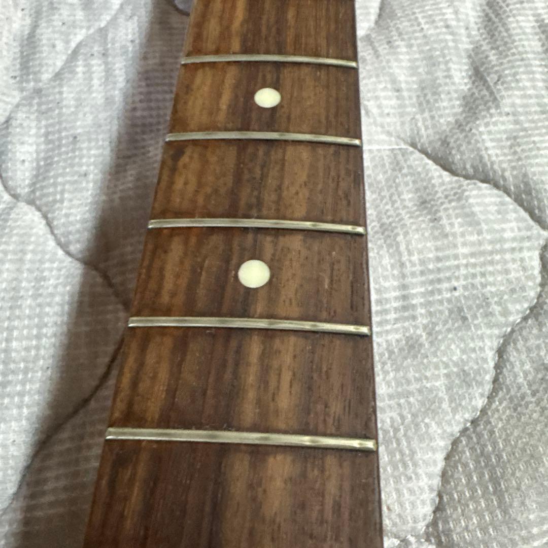 ストラトキャスター　Fender japan