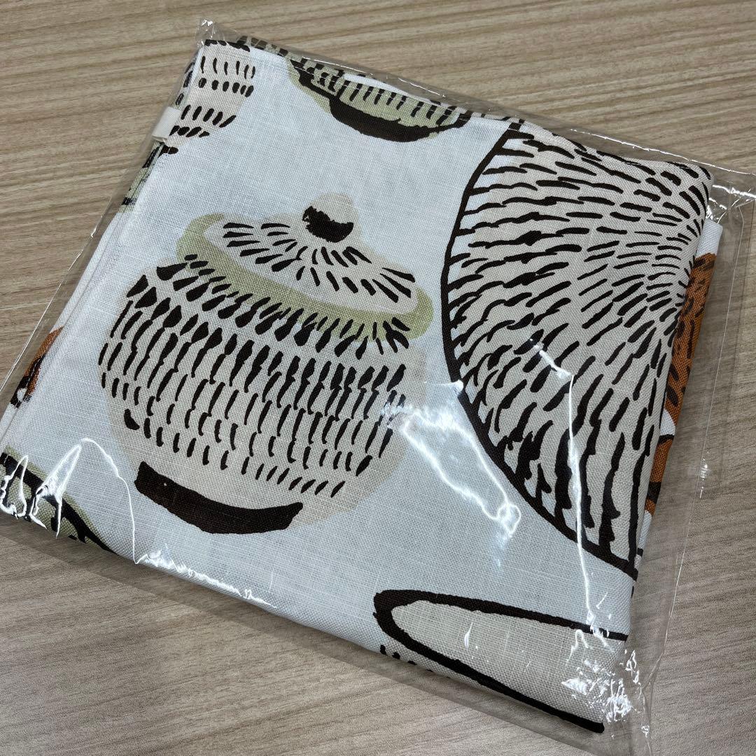 gochisou リネンクロス　fennica別注