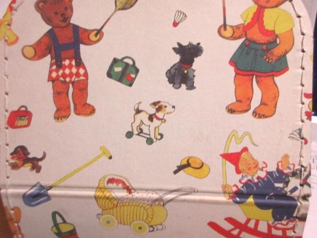 GERMANY NADIA TOYS ミニチュアティーセット　トランク入り