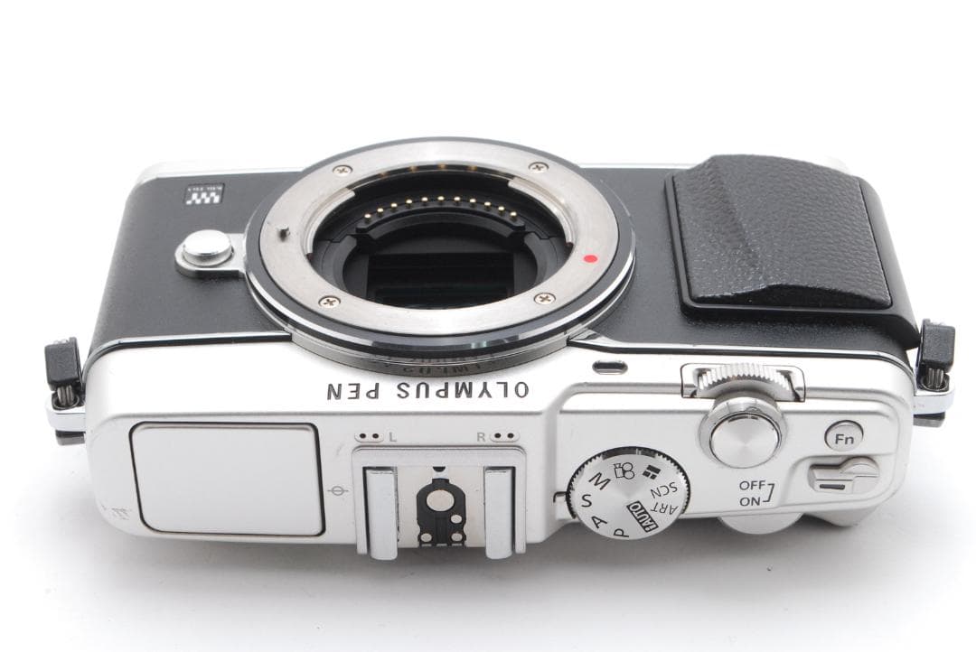 お値下げ!!〈美品＋＋〉オリンパス PEN E-P5 デジタルカメラ