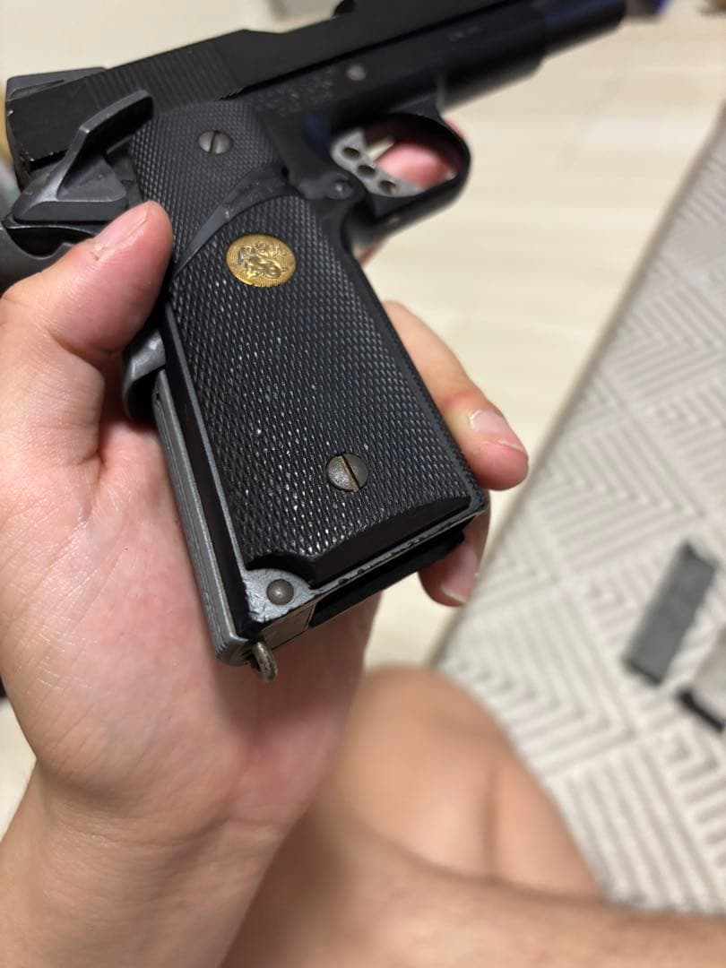 東京マルイ　MEUピストル　予備マガジン付き