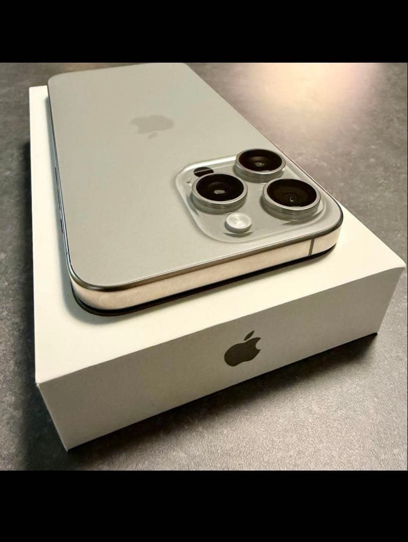 スマートフォン本体 iPhone15Pro 256GB