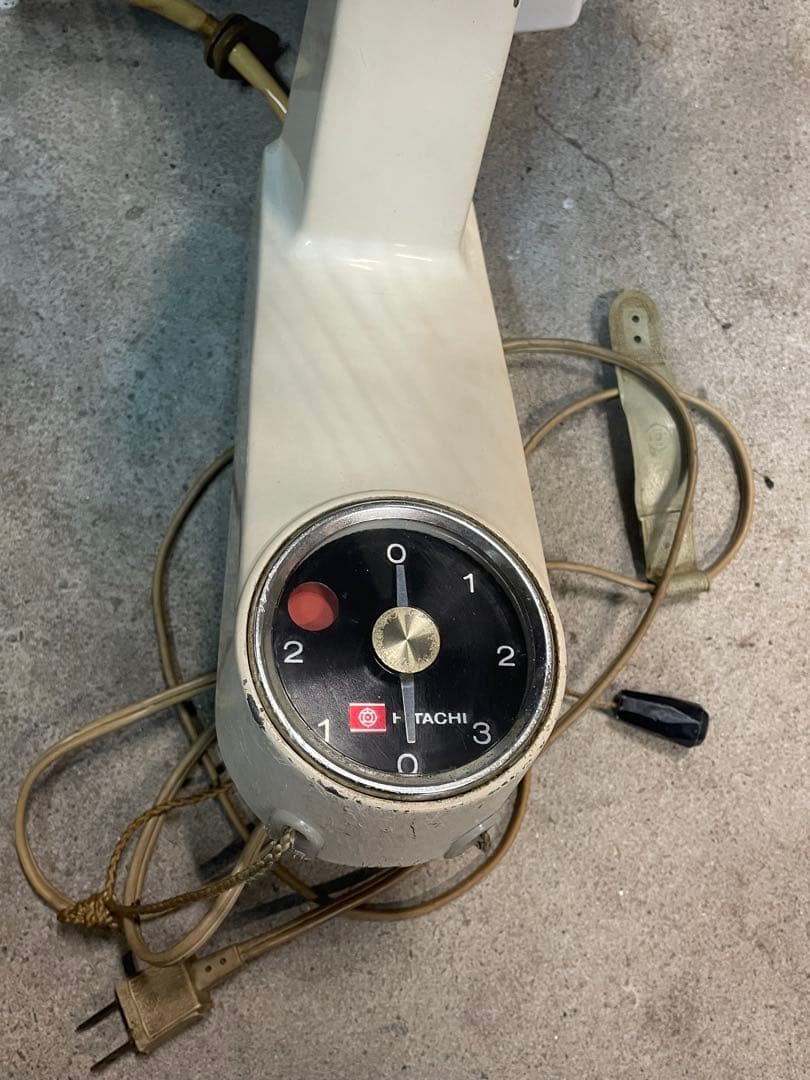 HITACHI レトロ扇風機　壁掛け用　B-673形【動作品】