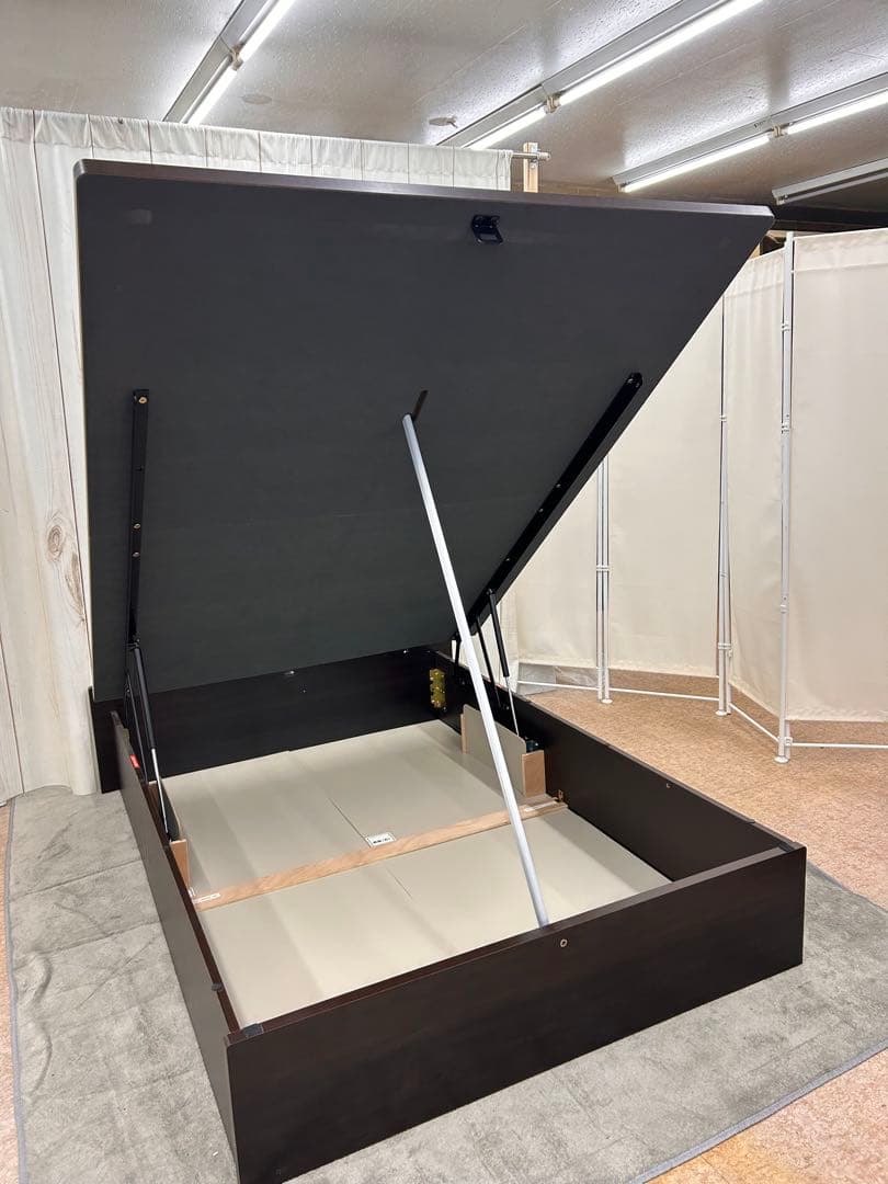 跳ね上げ（リフトアップ）ダブルベッドフレーム