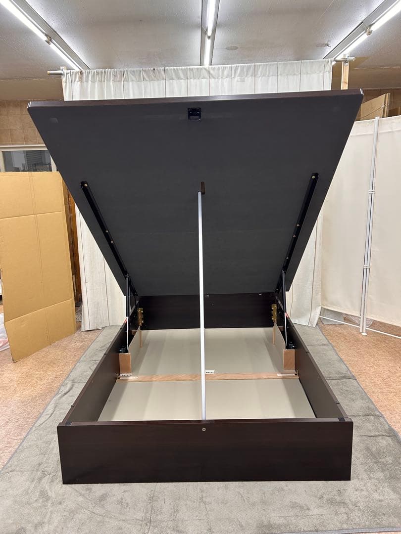 跳ね上げ（リフトアップ）ダブルベッドフレーム