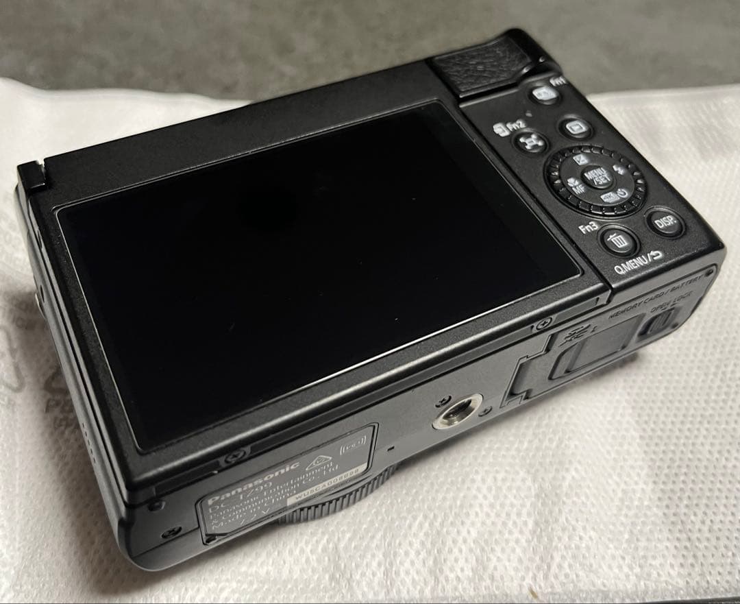美品 LUMIX TZ99 DC-TZ99 コンデジ