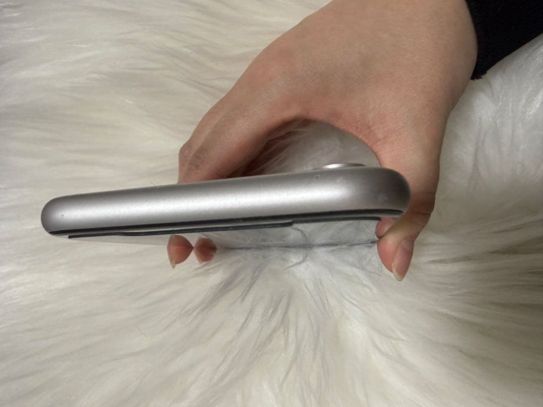 Apple iPhone XR ホワイト SIMフリー