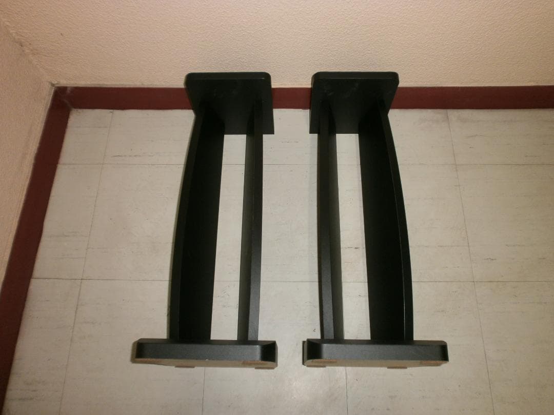 大幅値下　ハヤミ　NX-B300スピーカースタンド2台、肉厚木製　美品