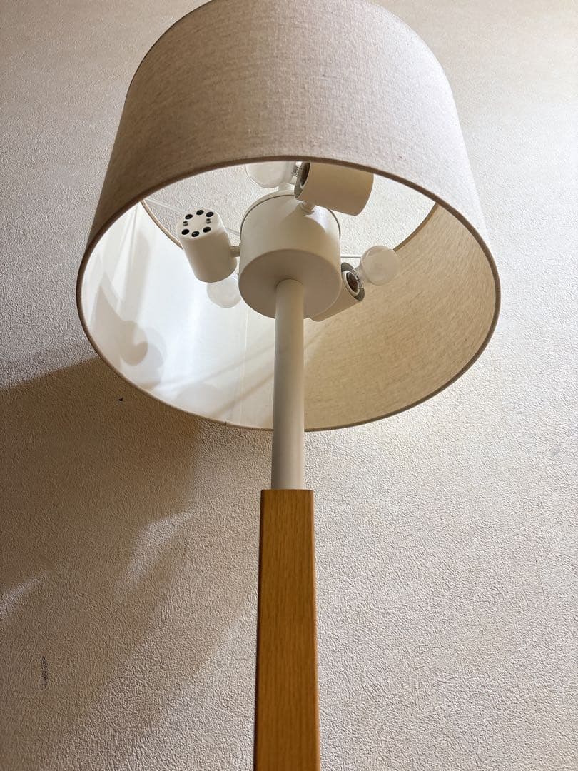 INTERFORM インターフォルム　フロア　スタンド　ランプ　ライト　間接照明