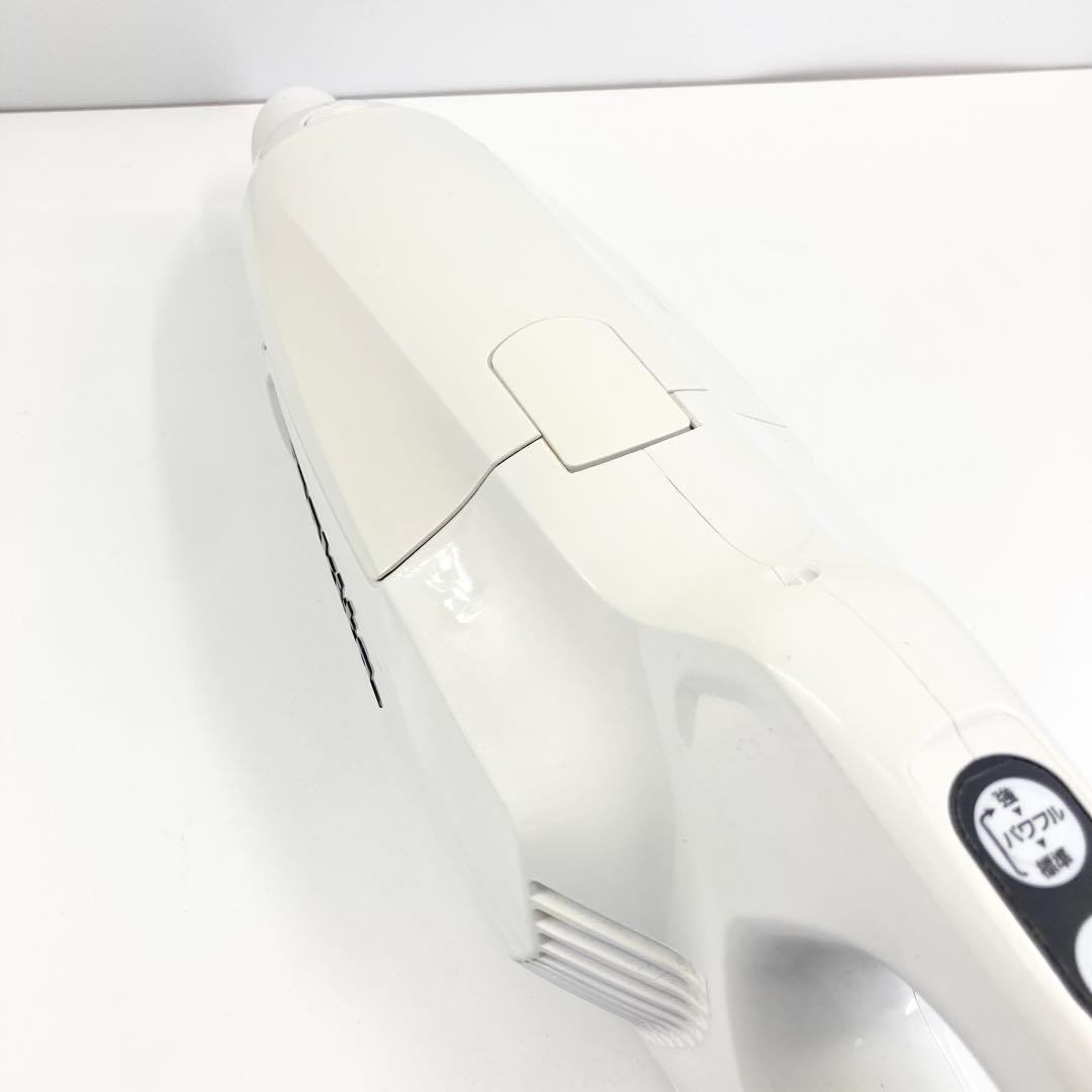 makita 充電式クリーナー CL107FD 10.8V バッテリー付