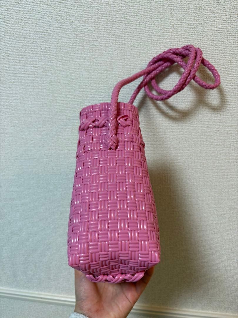 mekearisa Hello bag縦型　Authurium pink