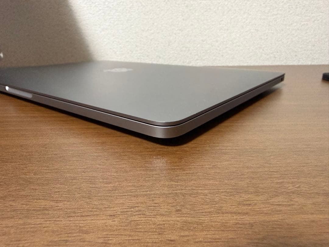 MacBook Pro 13インチ M2 24GB 1TB SSD ノートPC