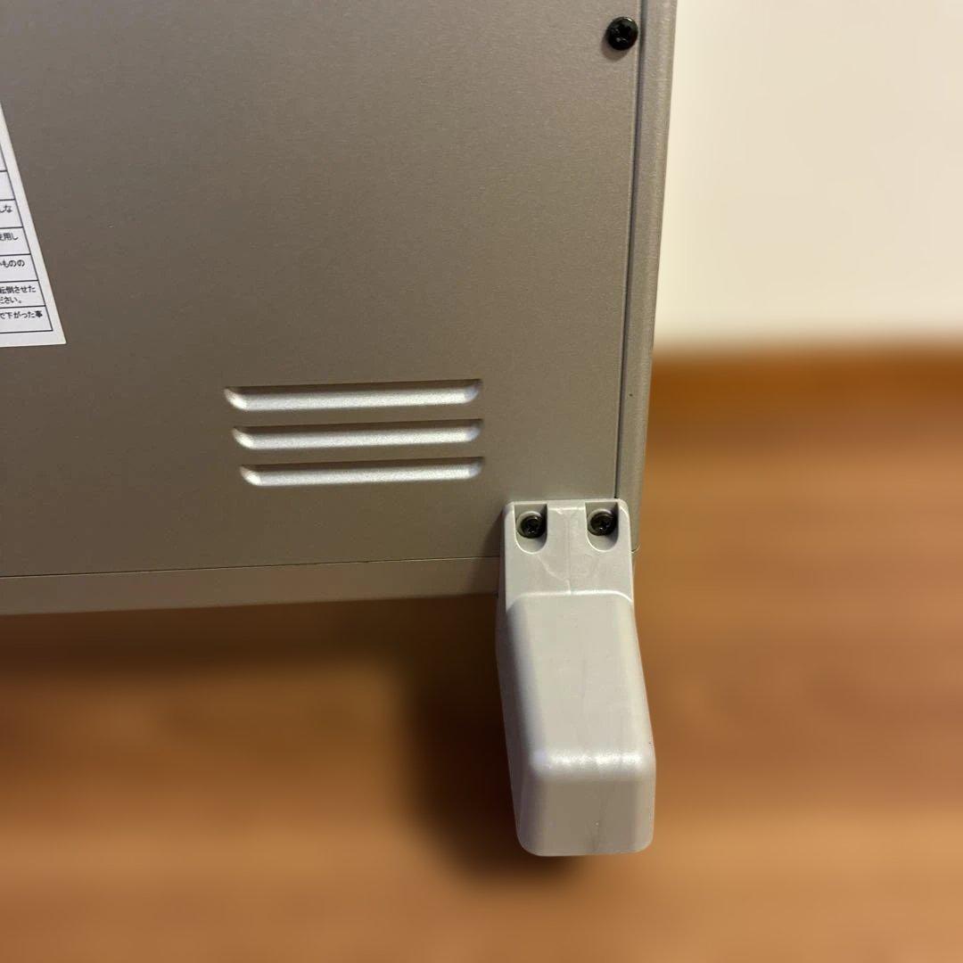 ④日本遠赤外線株式会社 遠赤外線輻射式暖房器 サンルーム slim