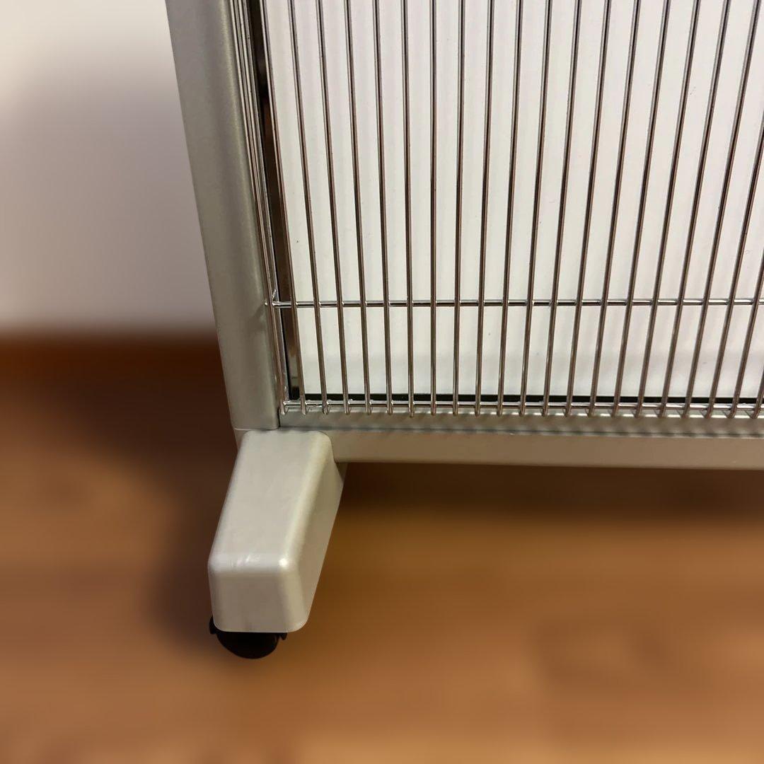 ④日本遠赤外線株式会社 遠赤外線輻射式暖房器 サンルーム slim