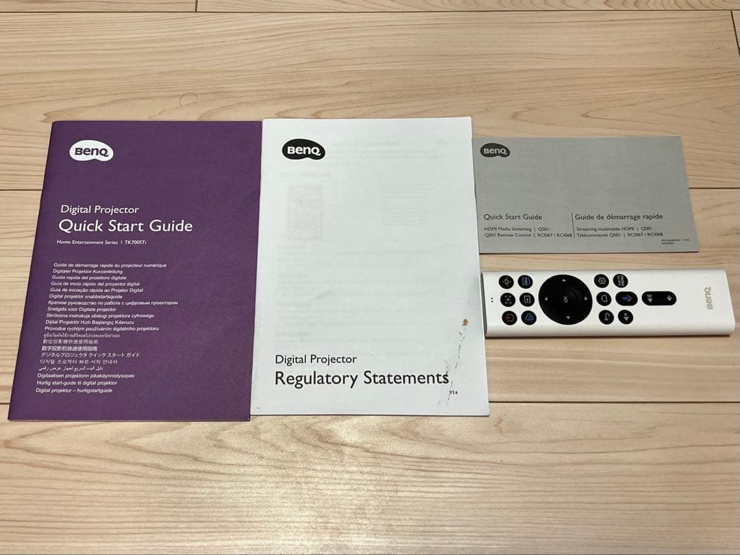 BENQ TK700 4K HDR 高輝度ホームエンターテイメントプロジェクター