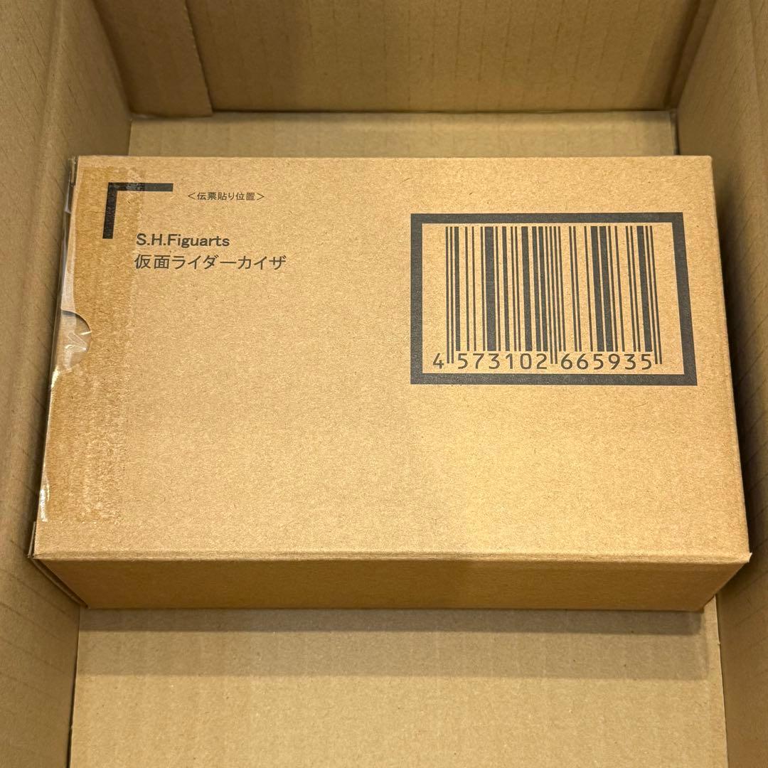 【新品】S.H.Figuarts 真骨彫製法 仮面ライダーカイザ　未開封