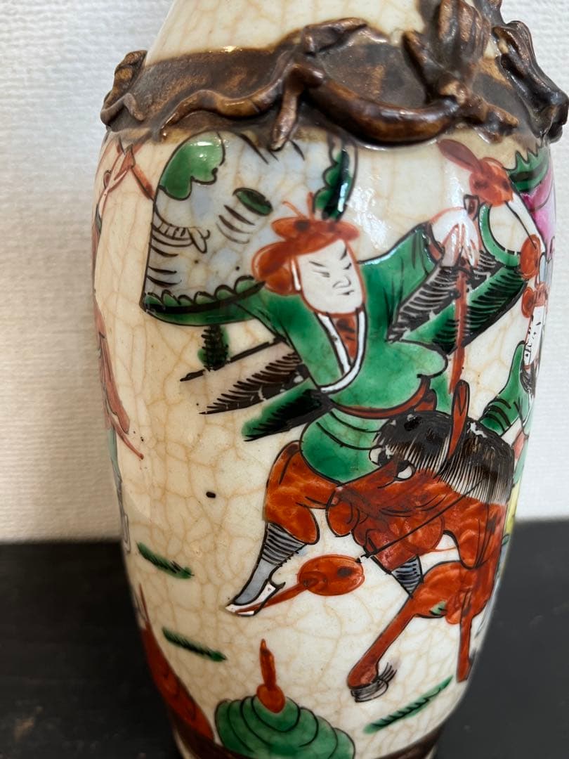 中国美術 清時代　戦図 成化年製 壷 壺花瓶 時代物