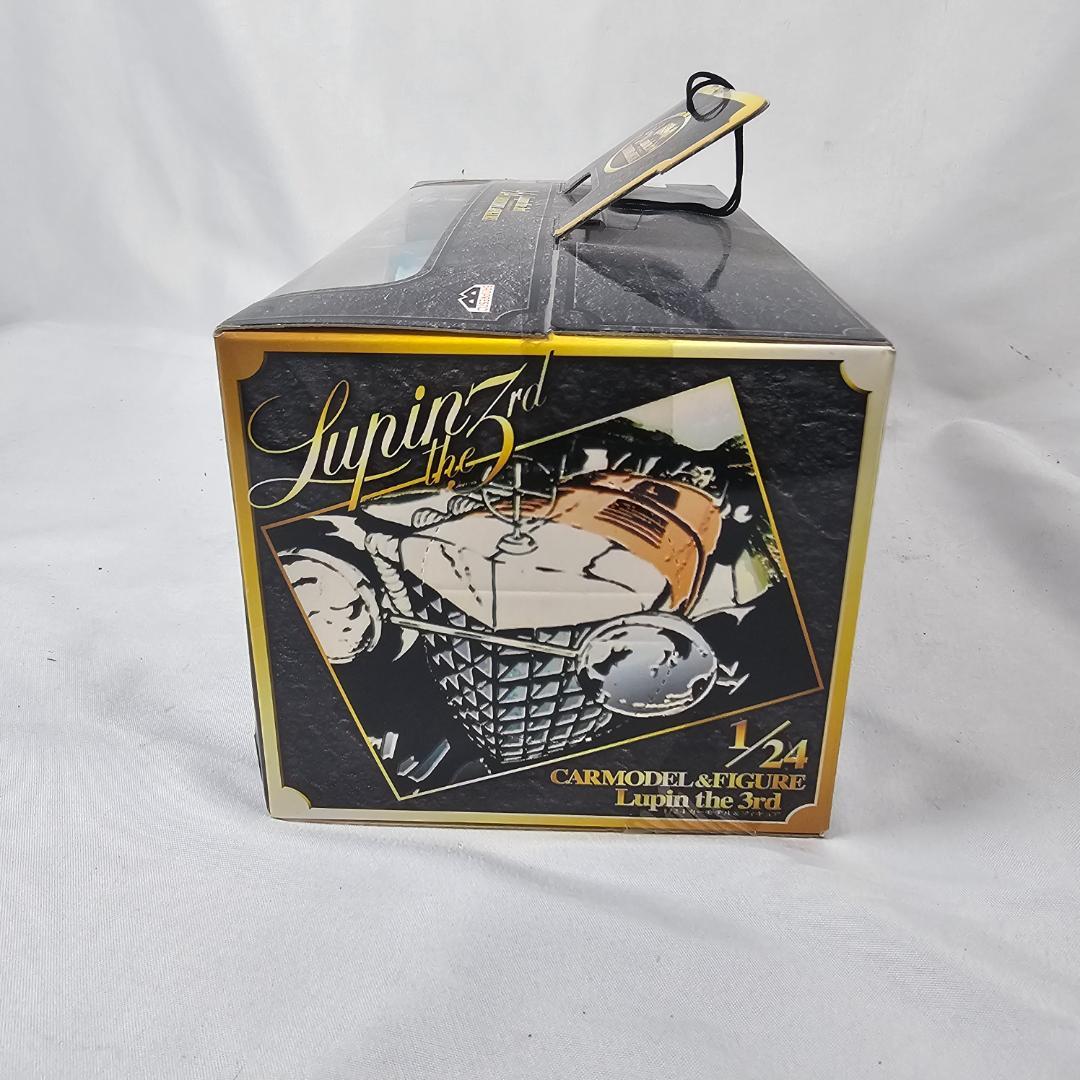 【未開封・箱付】ルパン三世 カーモデル＆フィギュア バンプレスト 2002
