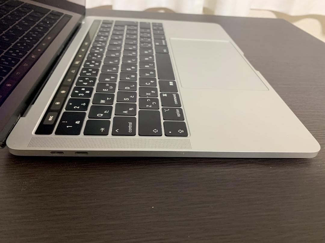 Apple MacBook Pro 2018 本体 ジャンク
