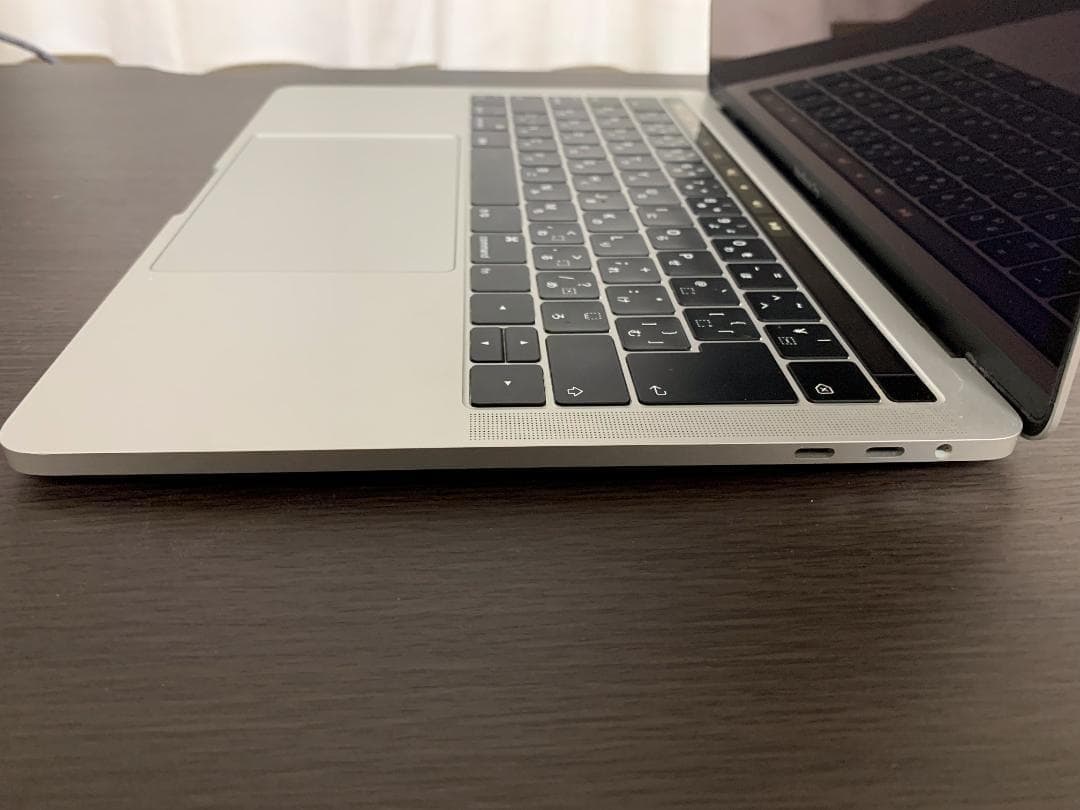 Apple MacBook Pro 2018 本体 ジャンク