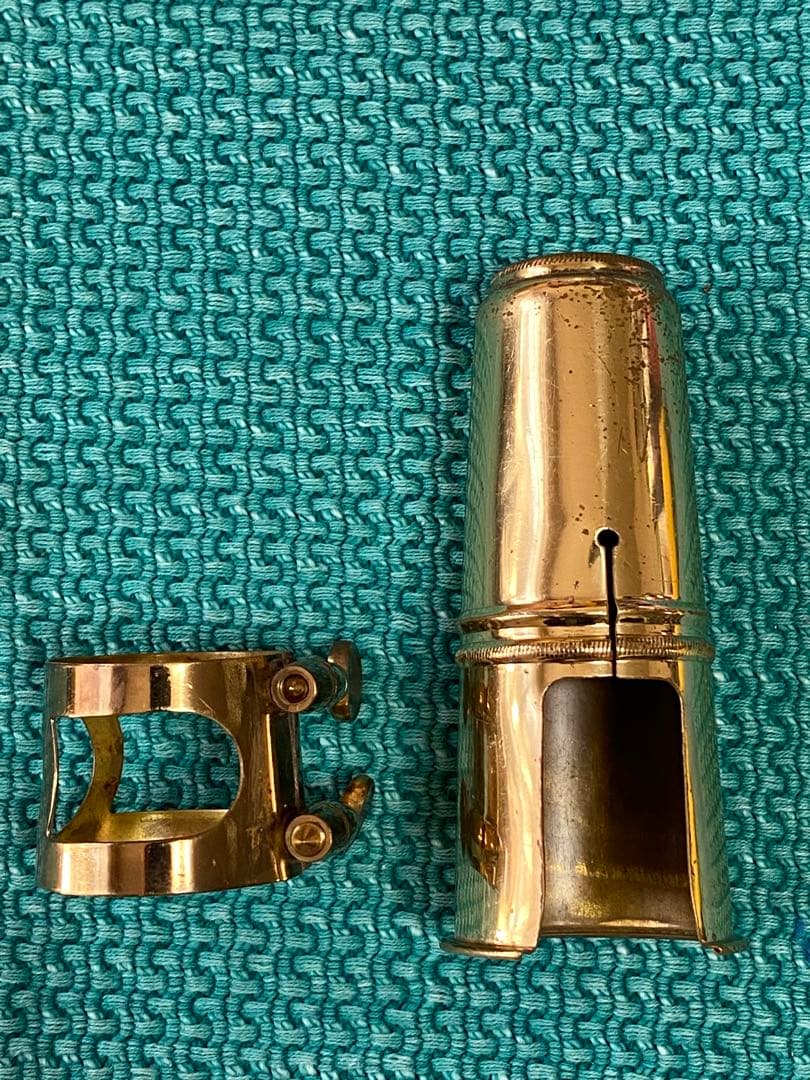 SELMER ヴィンテージテナーサックスリガチャー とマウスピースキャップ