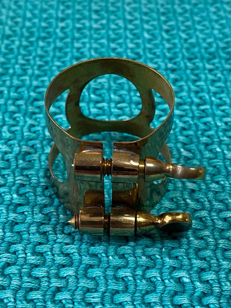 SELMER ヴィンテージテナーサックスリガチャー とマウスピースキャップ