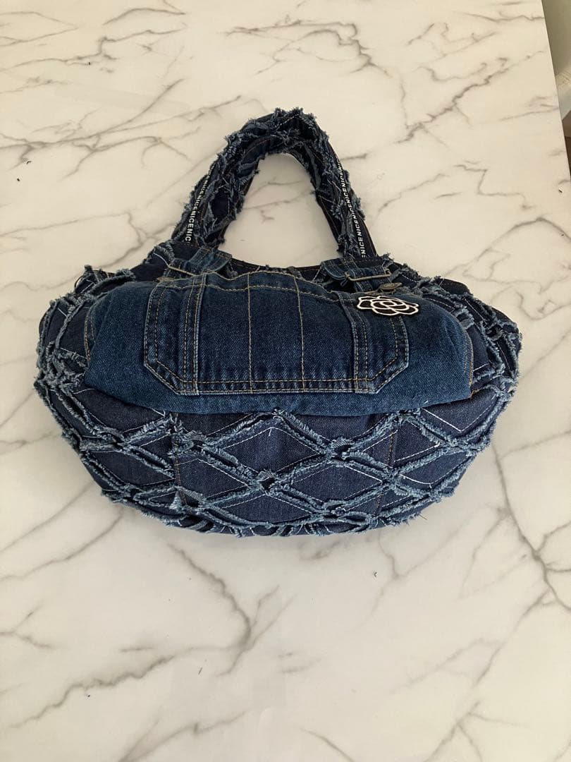 938 4✳B　大きめフリンジデニムリメイクバック　ハンドメイド