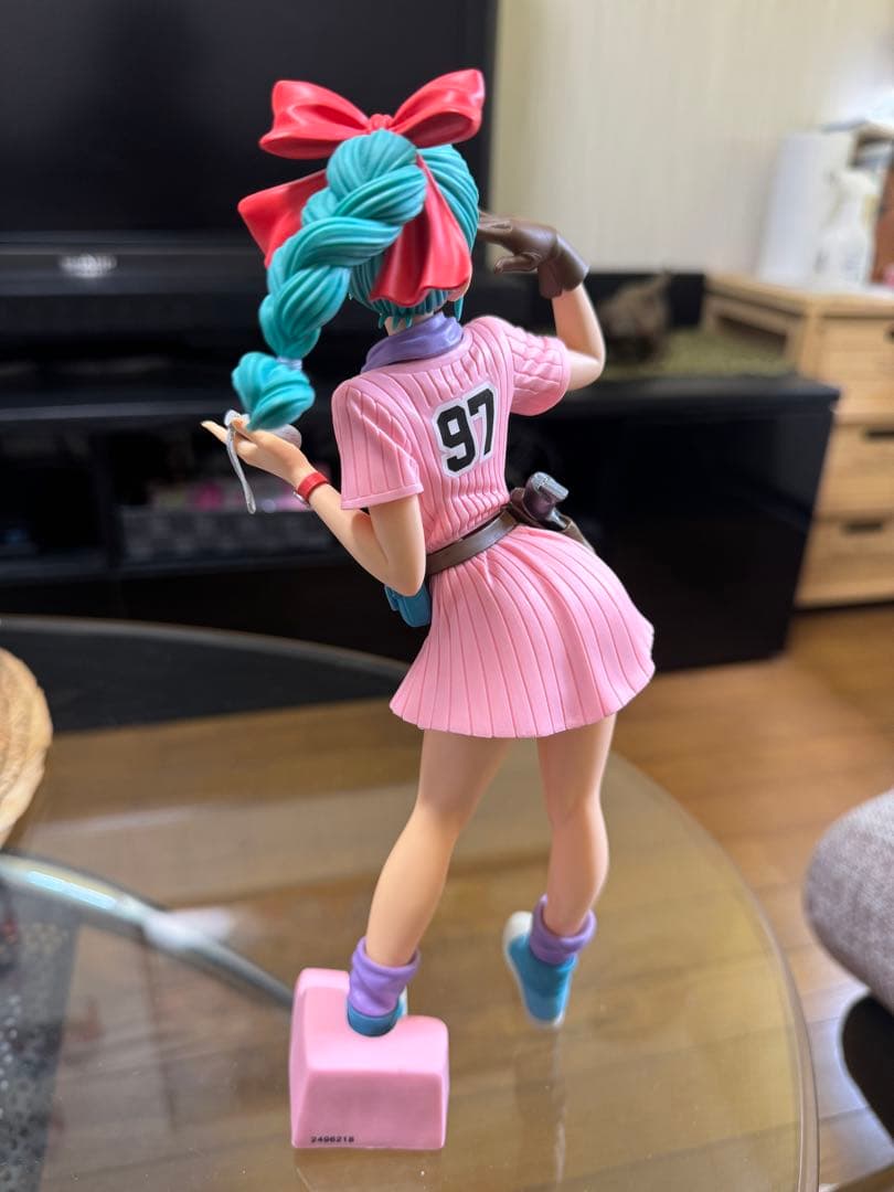 ブルマ フィギュア　ドラゴンボール