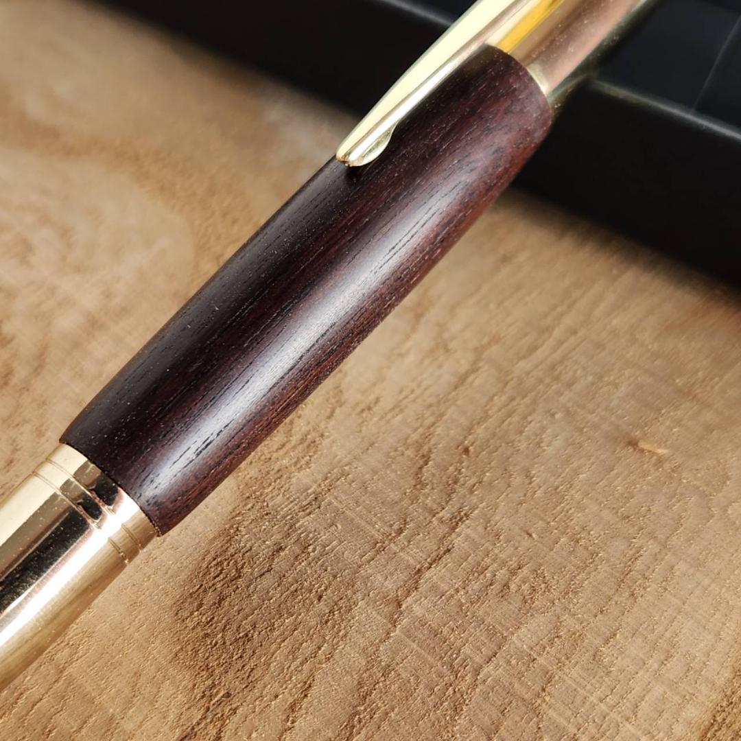 [12f1]縞黒檀の木軸ペン(ヴェスパー）