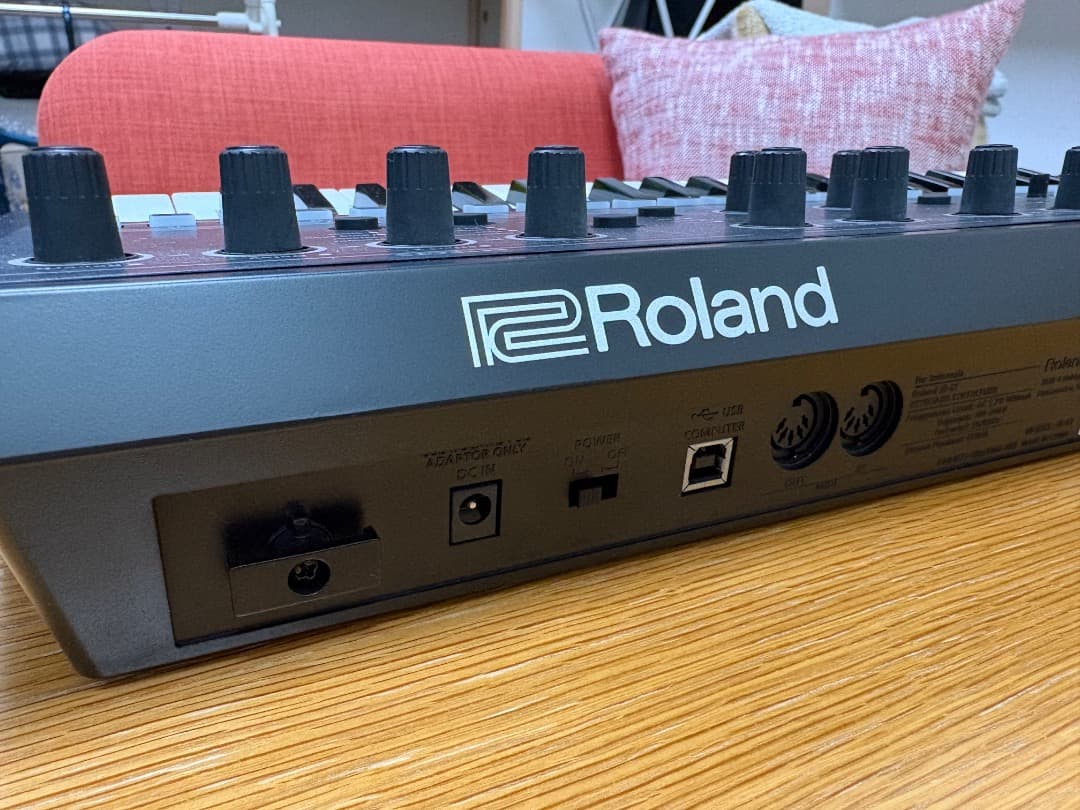 Roland JD-Xi シンセサイザー 37鍵 専用ケース付き