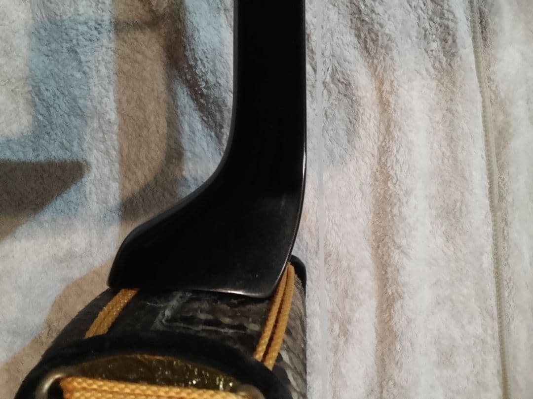 三線本体 　本革　黒檀棹