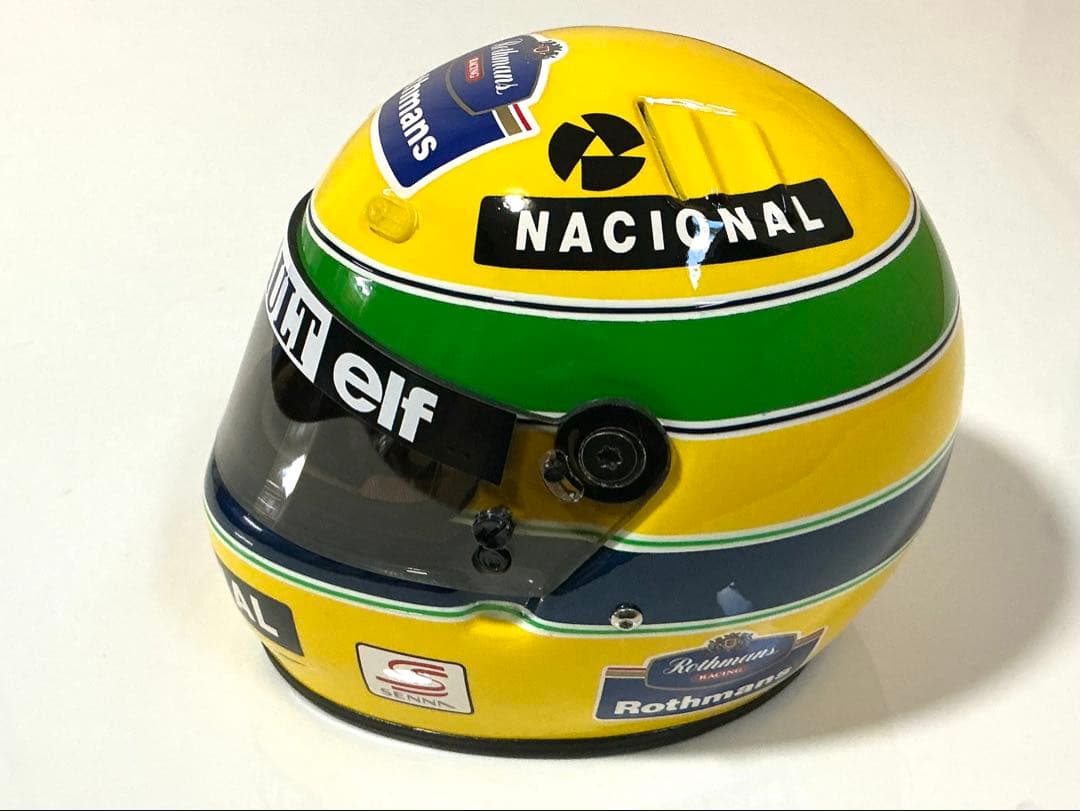 S.P.O.R.T.S . MODELS アイルトンセナ 1/2 ヘルメット