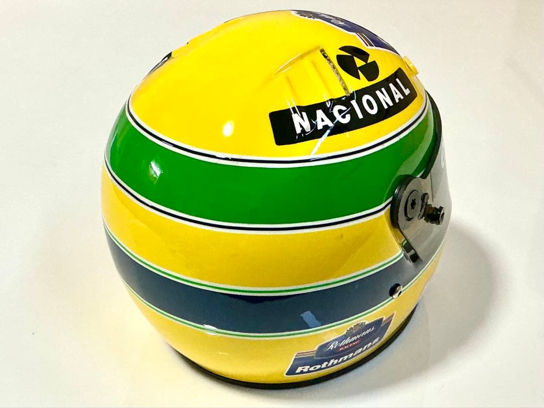 S.P.O.R.T.S . MODELS アイルトンセナ 1/2 ヘルメット