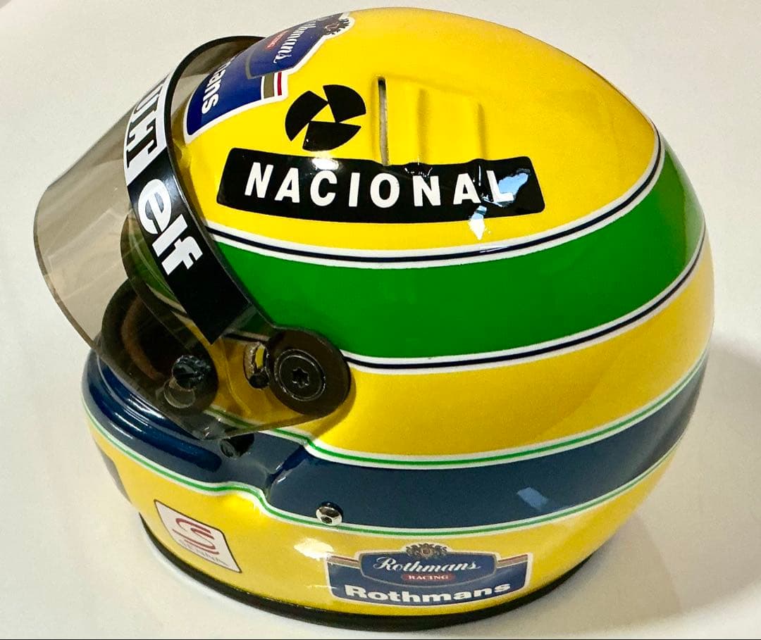 S.P.O.R.T.S . MODELS アイルトンセナ 1/2 ヘルメット