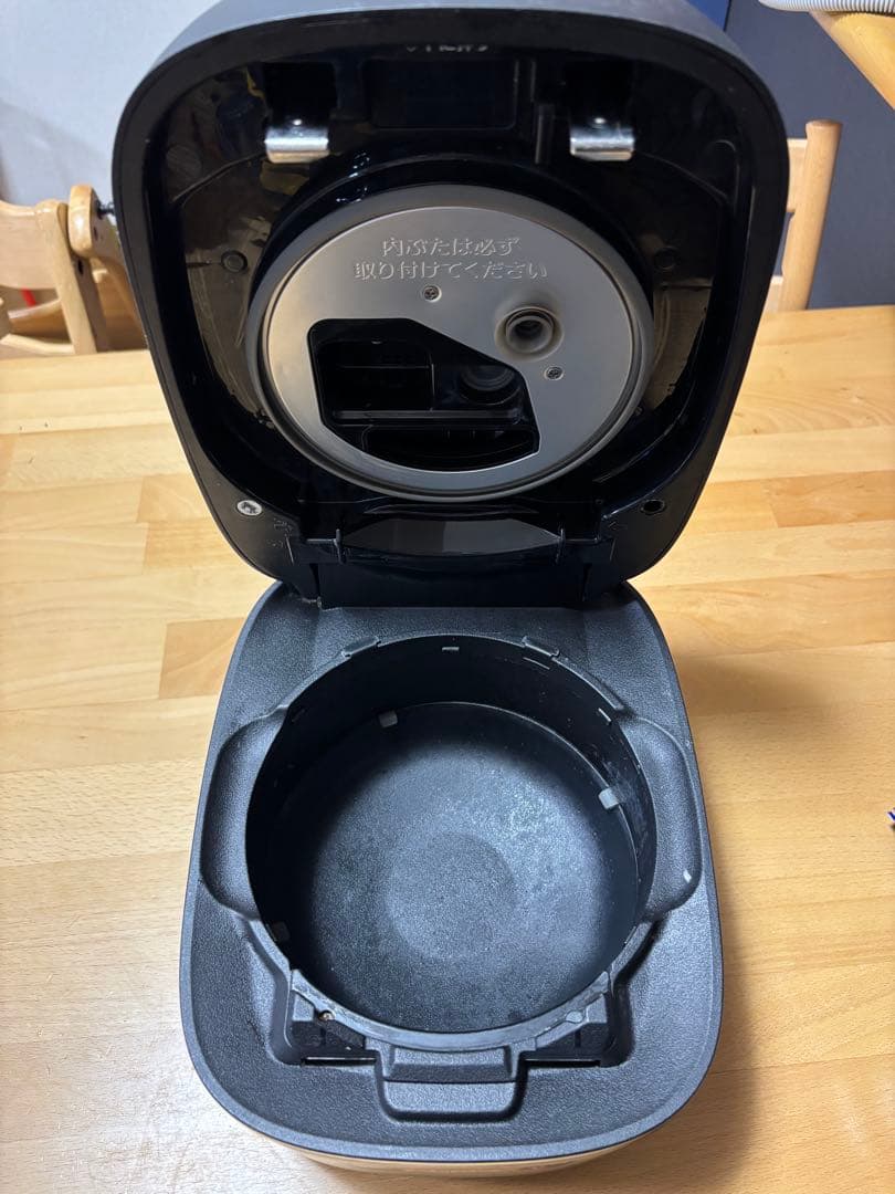 象印 炎舞炊き 圧力IH炊飯ジャー　NW-ES07