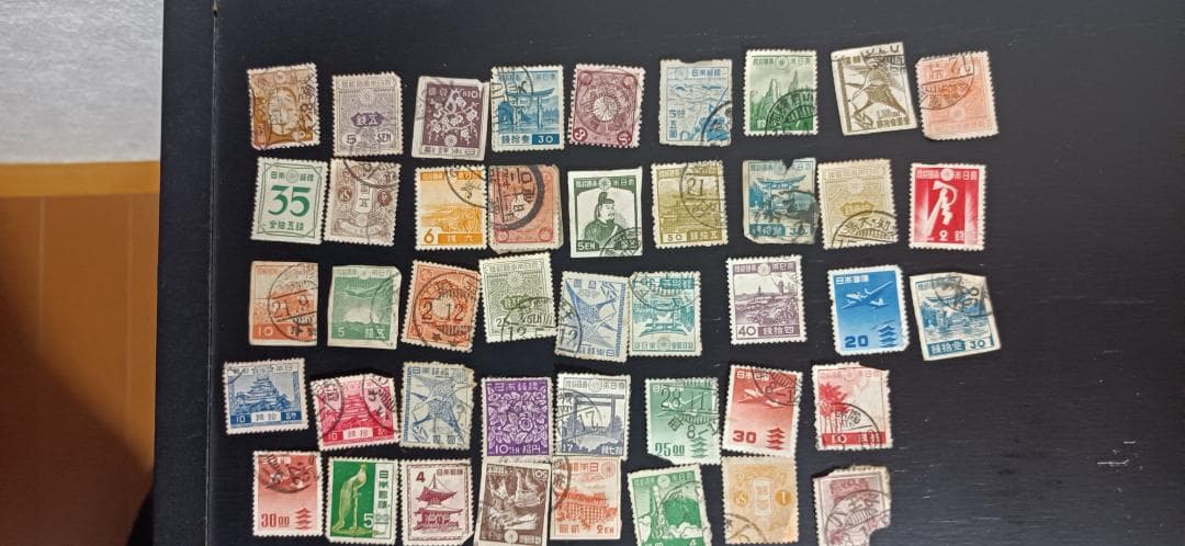 使用済切手コレクション　約410枚　未使用もいくつか有り