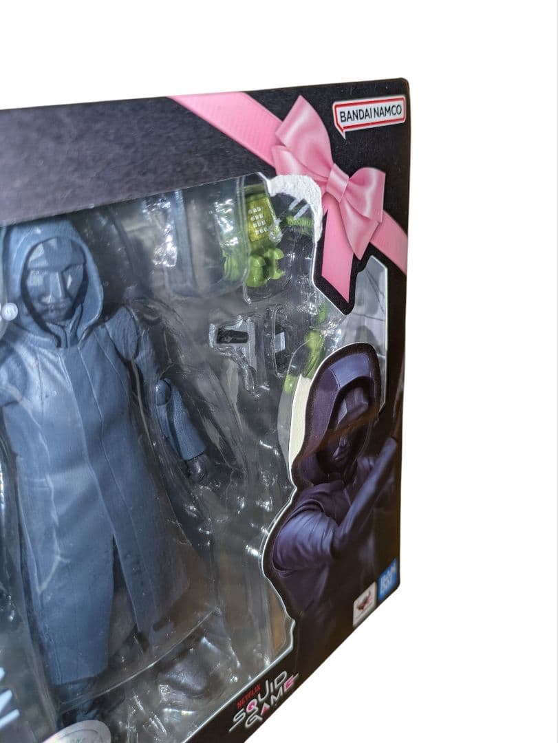 S.H.FiguartsFRONT MAN フロントマン　イカゲーム