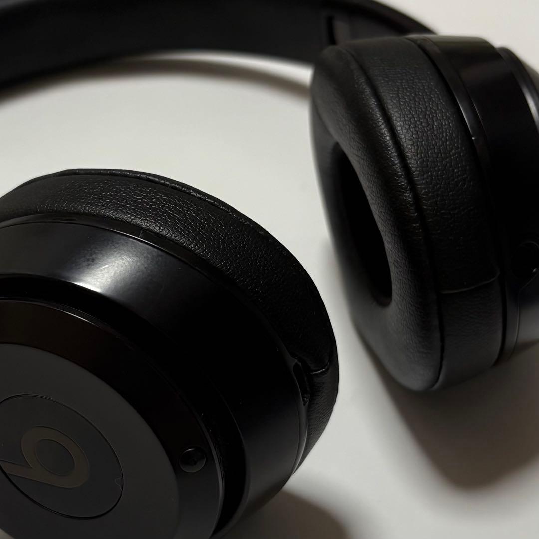 Beats Solo 3 ワイヤレスヘッドホン ブラック