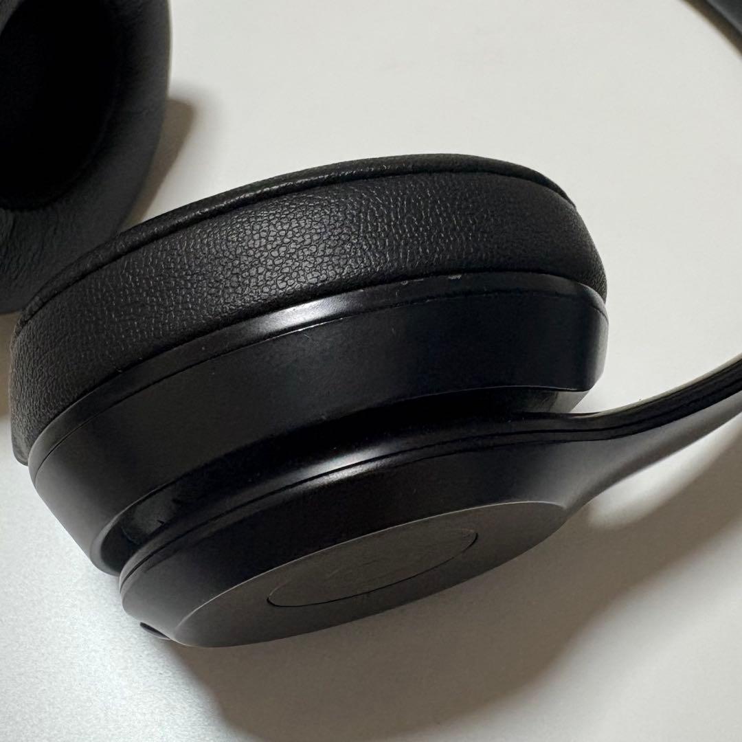 Beats Solo 3 ワイヤレスヘッドホン ブラック