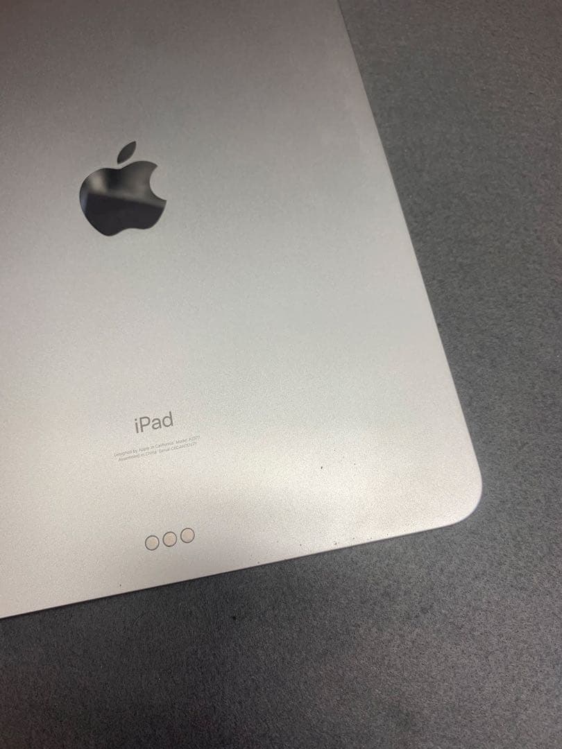 美品中古 国内版　iPad Pro 11インチ 第3世代 128GB Wi-Fi