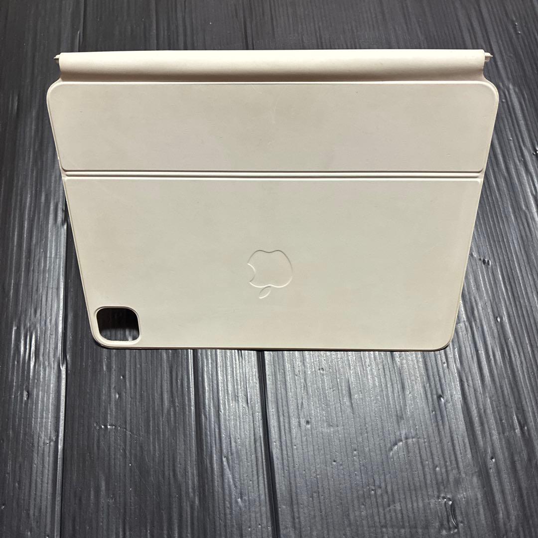 iPad マジックキーボード　ホワイト　A2261