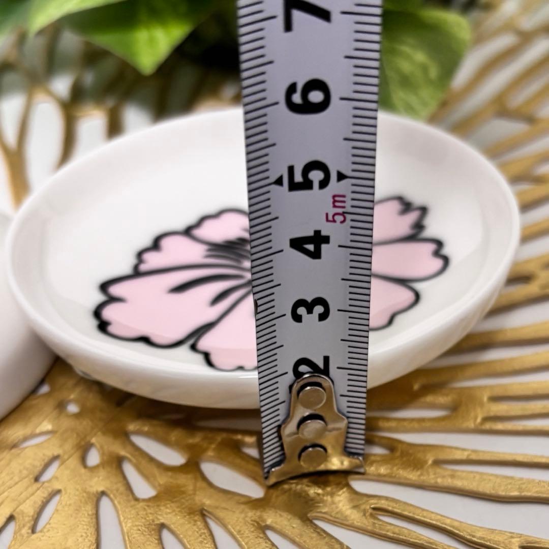 marimekko 花柄皿 2枚セット 直径約8.5センチ