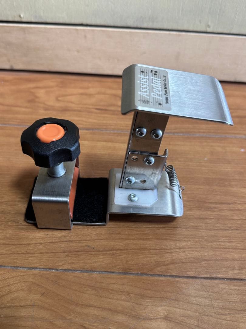 吉澤ピアノ　アシストペダル、ハイツール、アシストスツール